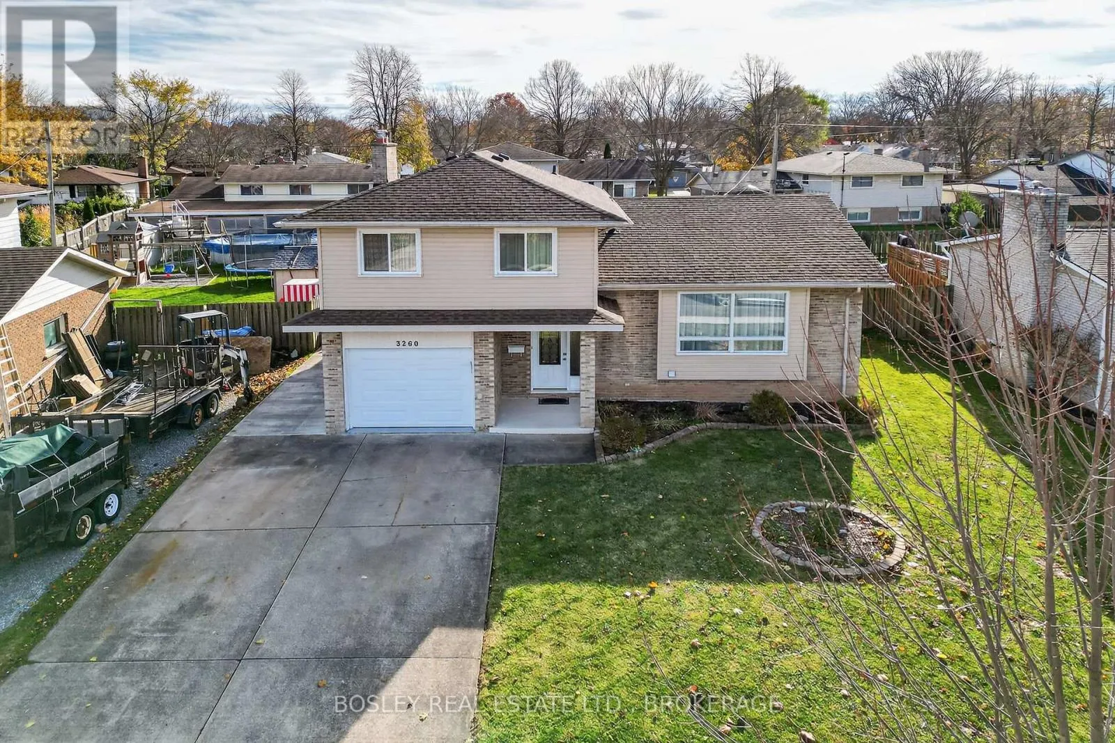 House for rent: 3260 Harleyford Crescent, Niagara Falls, Ontario L2G 7K8