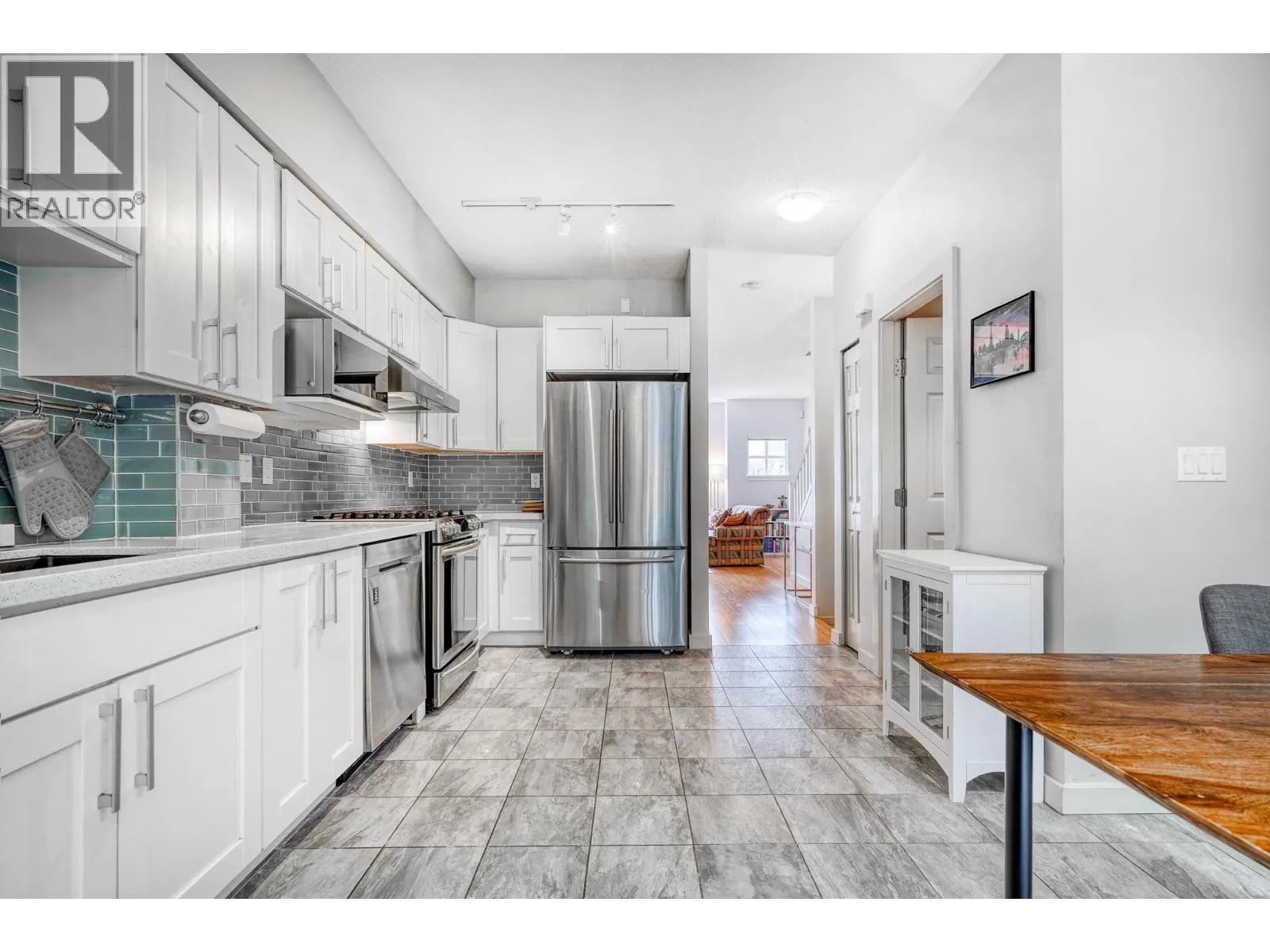 Row / Townhouse for rent: 3264 Clermont Mews, Vancouver, British Columbia V5S 4X3