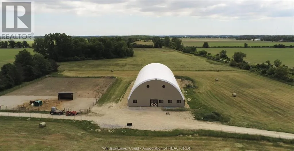 Warehouse for rent: 3267 South Talbot, Tecumseh, Ontario N0R 1L0