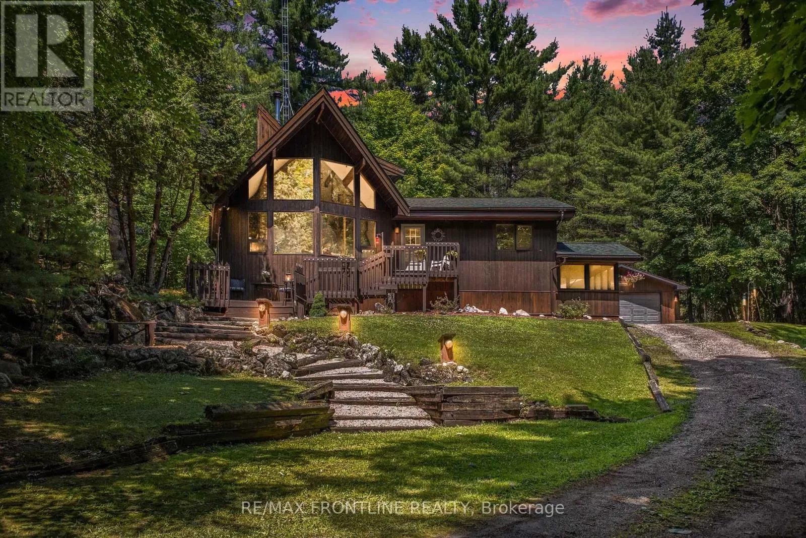 House for rent: 327 Lakewood Road, Tay Valley, Ontario K7H 0C7