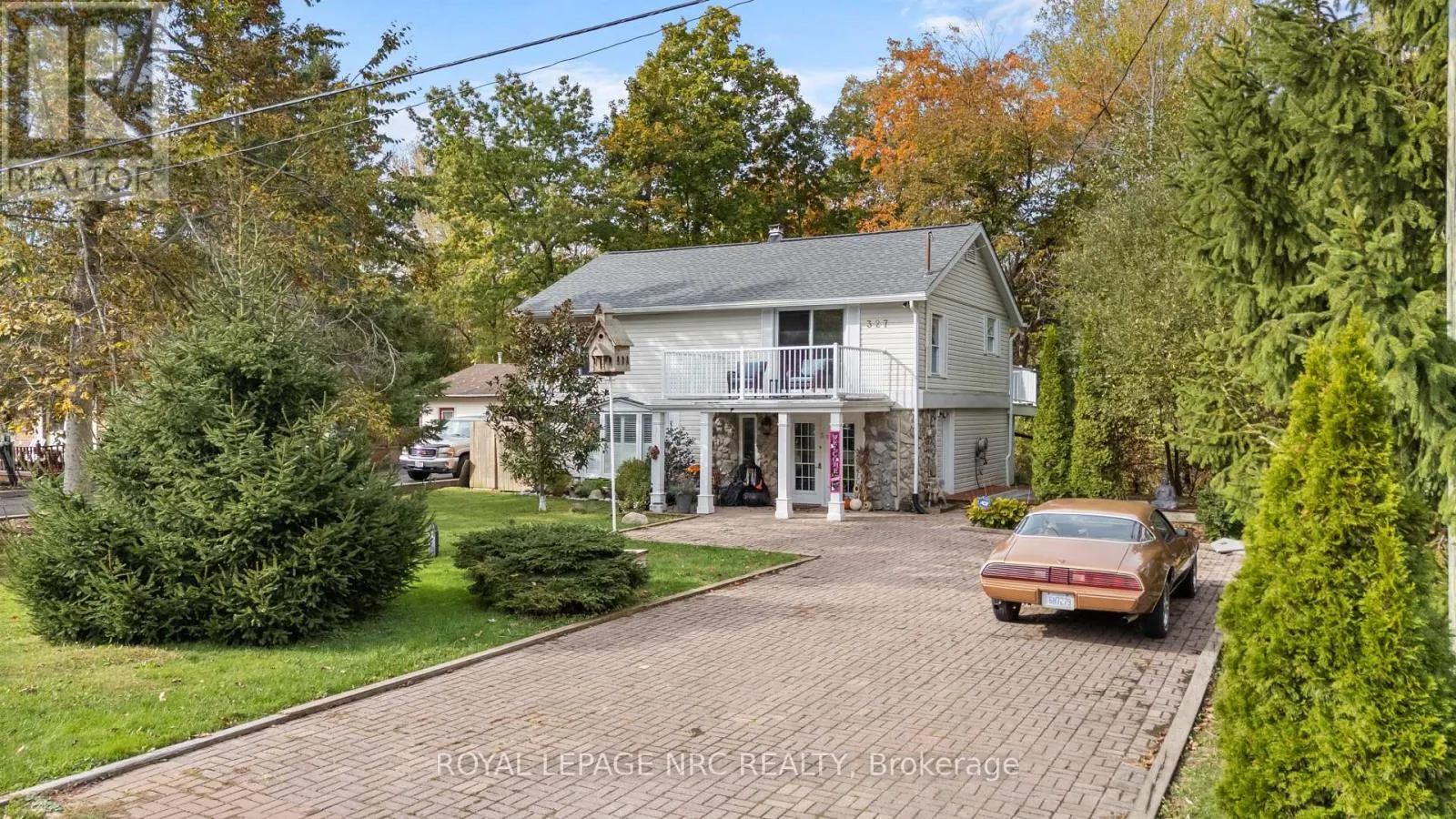 House for rent: 327 Maple Leaf Avenue N, Fort Erie, Ontario L0S 1N0