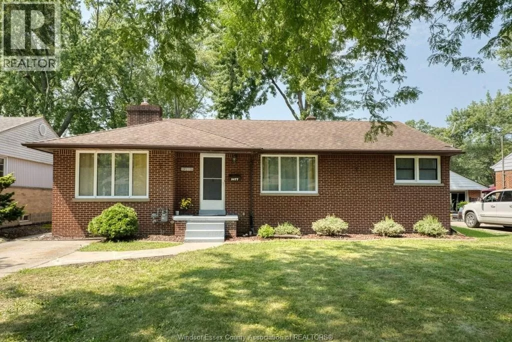 House for rent: 3277 Dominion, Windsor, Ontario N9E 2N6