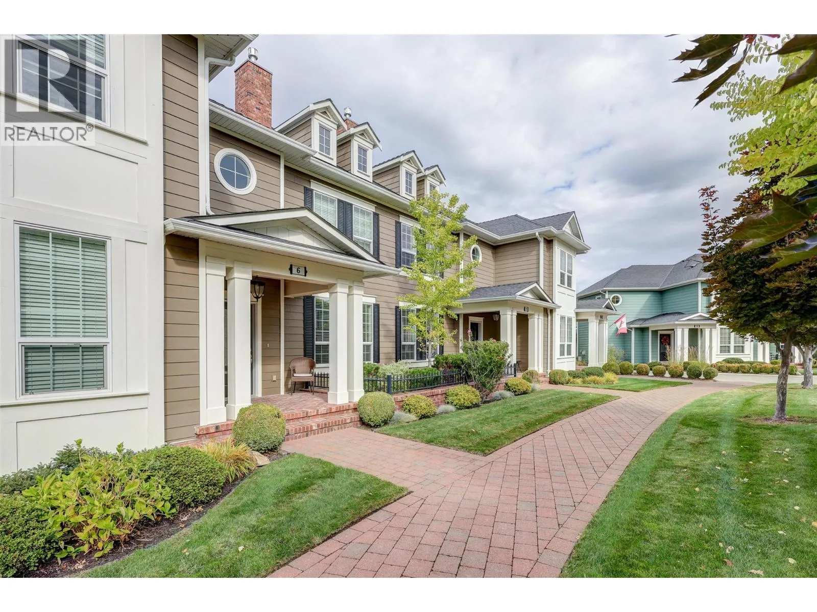 Row / Townhouse for rent: 328 Providence Avenue Unit# 6, Kelowna, British Columbia V1W 5A5