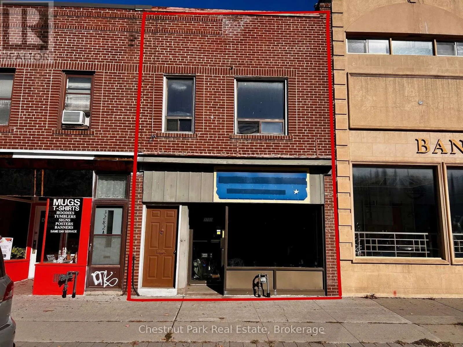 Residential Commercial Mix for rent: 3280 Dundas Street W, Toronto, Ontario M6P 2A4
