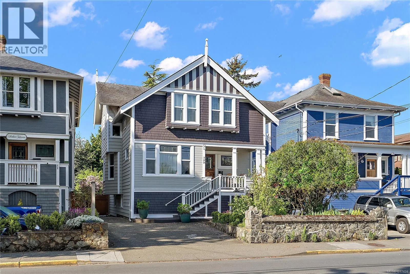 House for rent: 329 Simcoe St, Victoria, British Columbia V8V 1K9