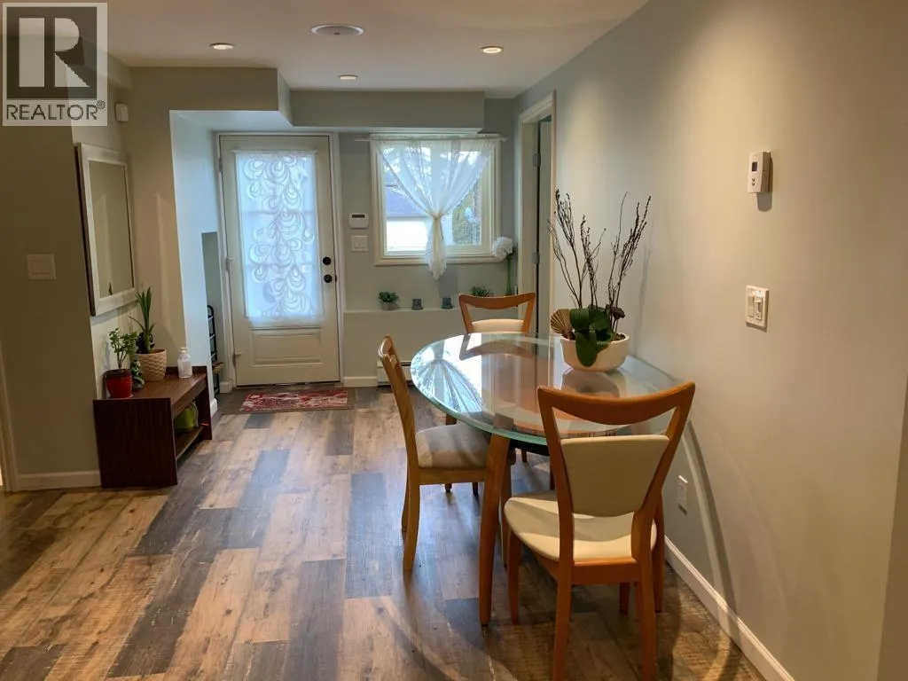 329 W 23rd Street, North Vancouver, British Columbia V7M 2B6