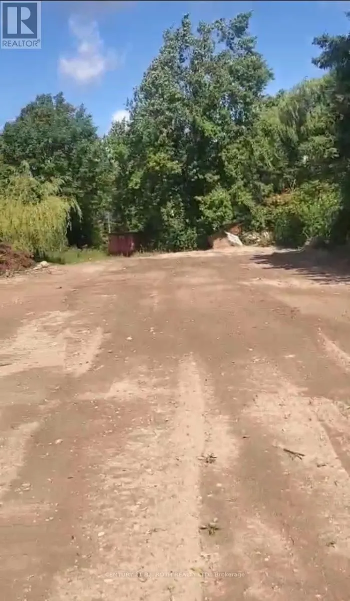 3294 Innisfil Beach Road E, Innisfil, Ontario L9S 4C7