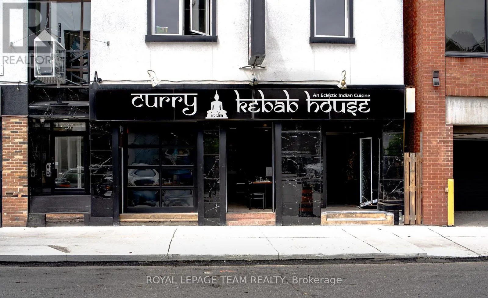 33 - 39 Clarence Street, Ottawa, Ontario K1N 5P4