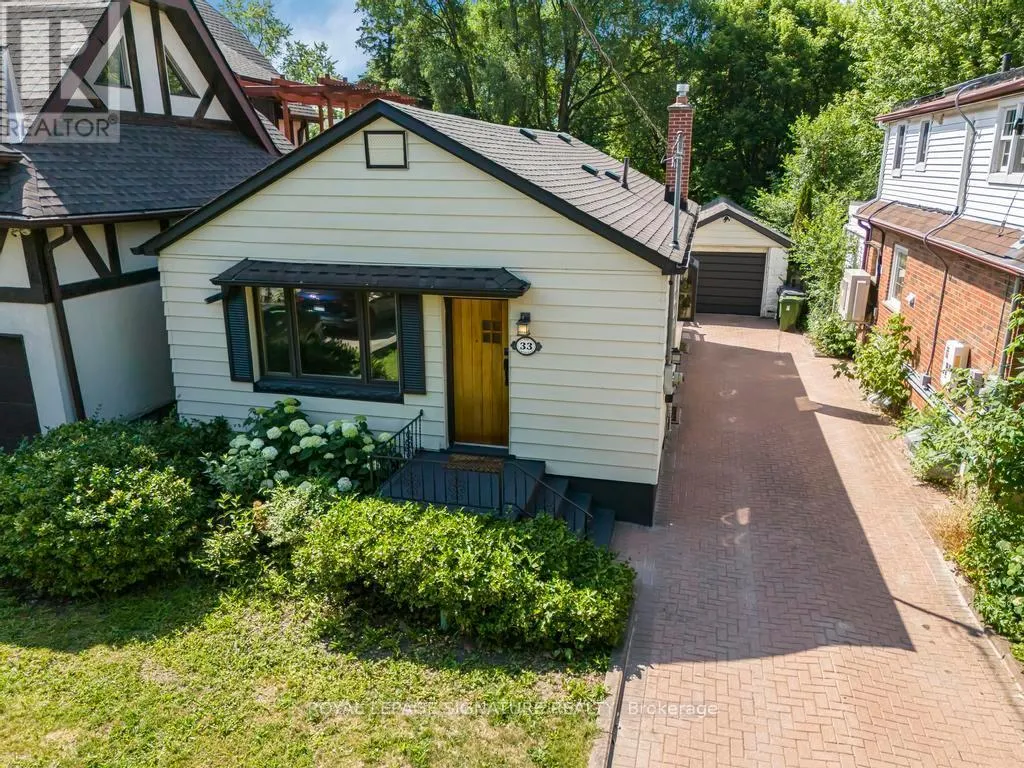 House for rent: 33 Ash Crescent, Toronto, Ontario M8W 1E4