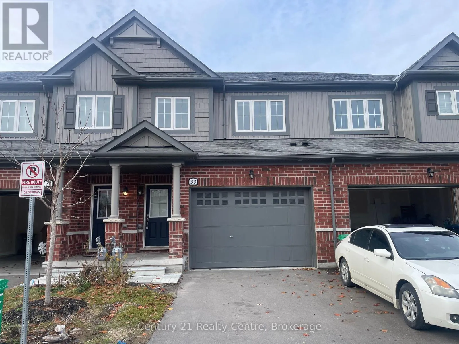 Row / Townhouse for rent: 33 Brixham Lane, Brampton, Ontario L7A 5K2