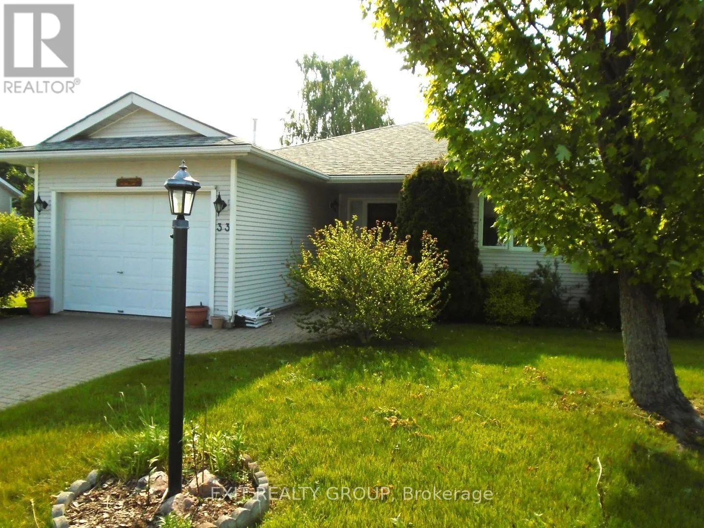 House for rent: 33 Cretney Drive, Prince Edward County, Ontario K0K 3L0