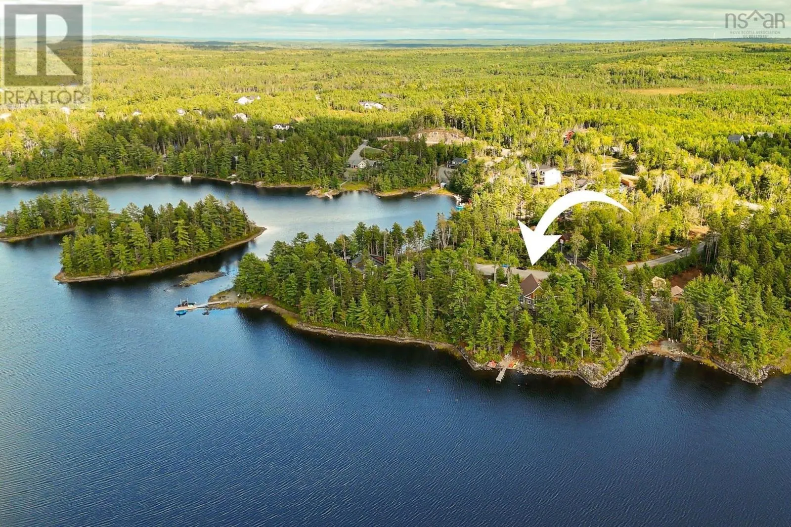 House for rent: 33 Eastern Point Lane, East Uniacke, Nova Scotia B0N 1Z0