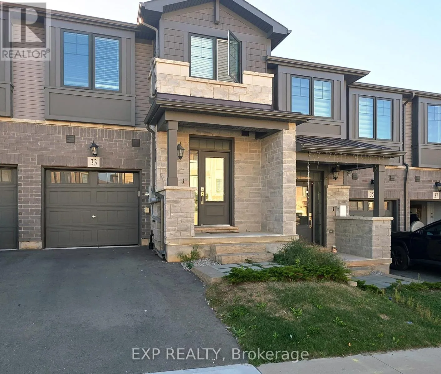 Row / Townhouse for rent: 33 Hollywood Court, Cambridge, Ontario N1R 0C7