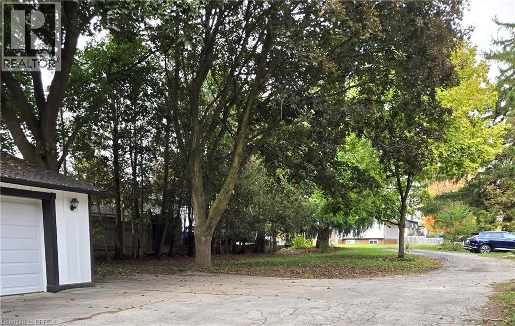 33 Islington Avenue, Guelph, Ontario N1E 1B2