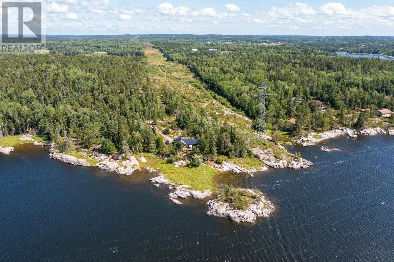 33 Lori-lee Bay, Kenora, Ontario P9N 0C5