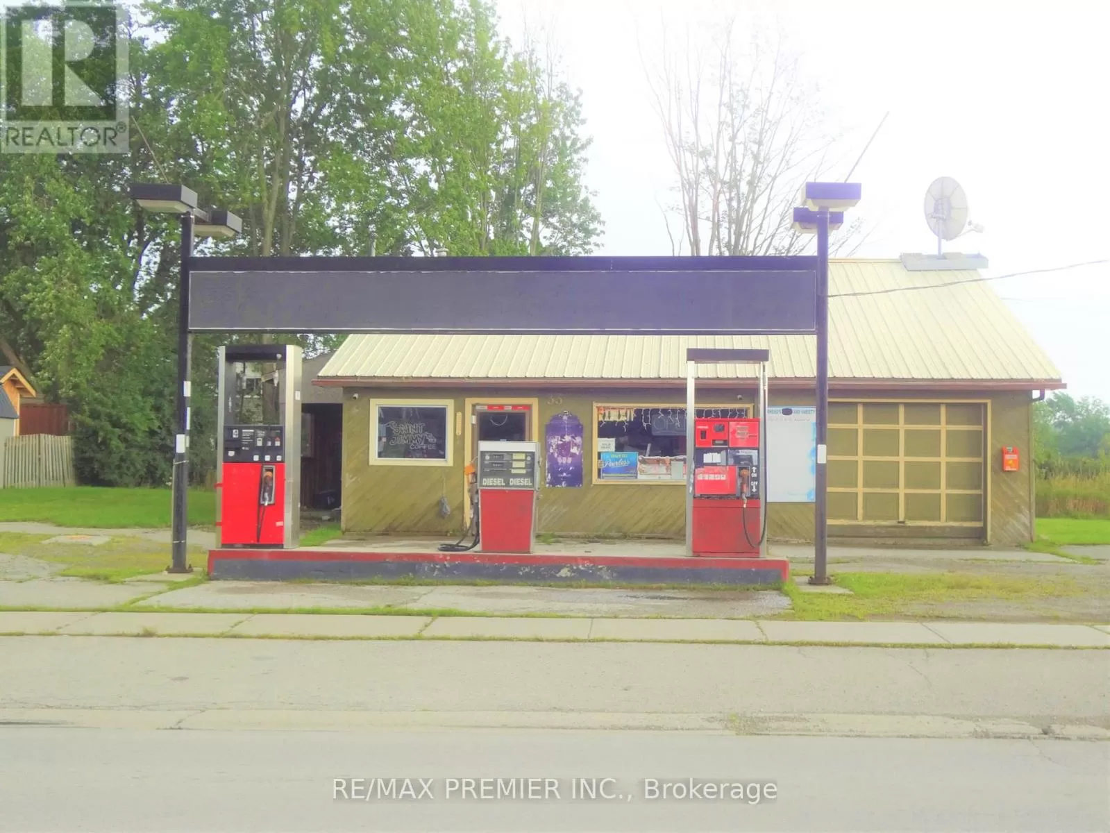 33 Main Street W, Haldimand, Ontario N0A 1P0