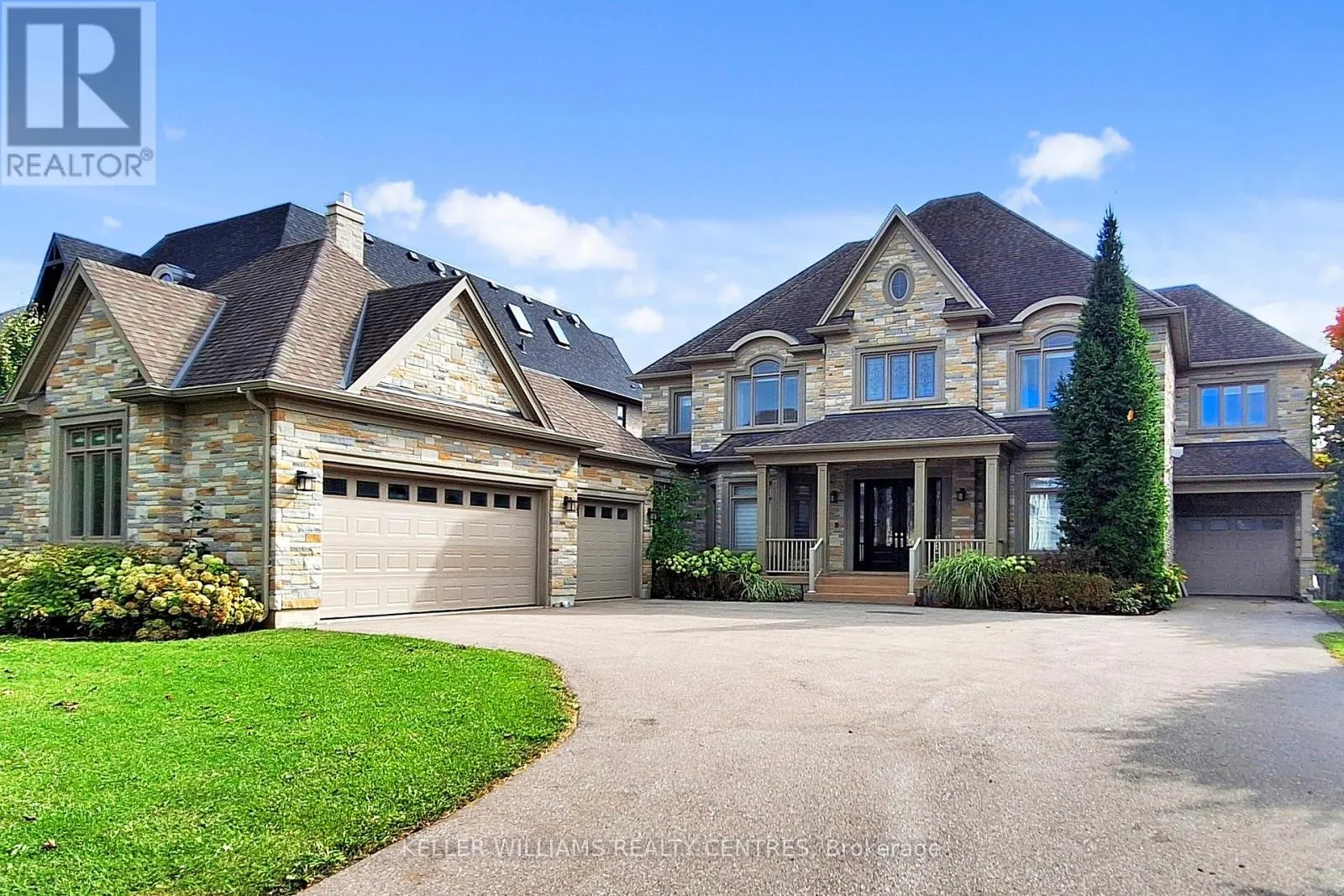 House for rent: 33 Maple Grove Avenue, Richmond Hill, Ontario L4E 2V1