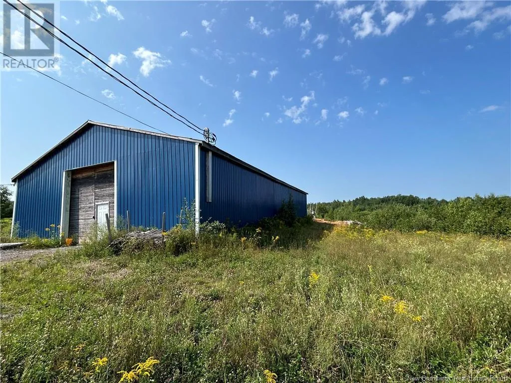 33 Reardon Road, Whites Cove, New Brunswick E4C 3J5