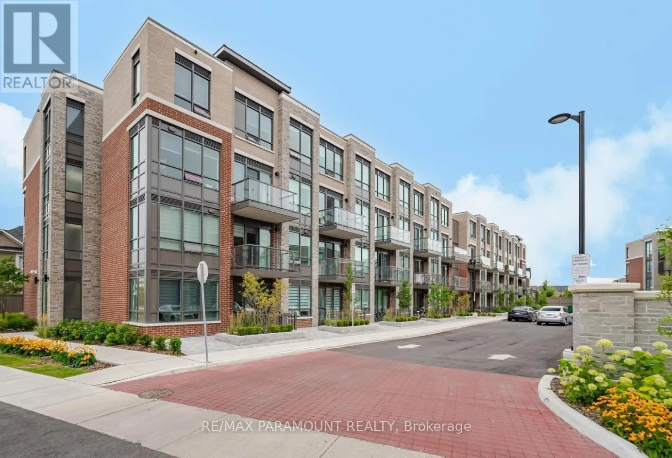 Row / Townhouse for rent: 330 - 85 Attmar Drive, Brampton, Ontario L6P 0Y6