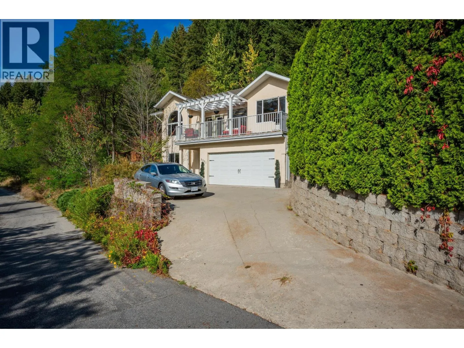 House for rent: 3301 Laburnum Drive, Trail, British Columbia V1R 2S8