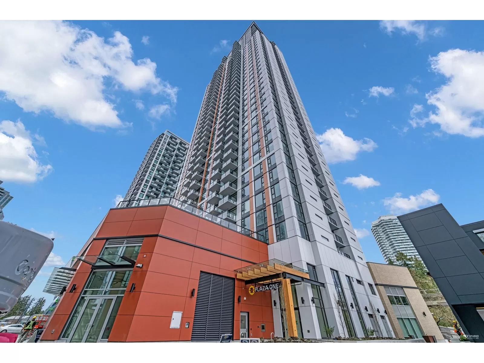 Apartment for rent: 3303 13725 George Junction, Surrey, British Columbia V3T 0V7