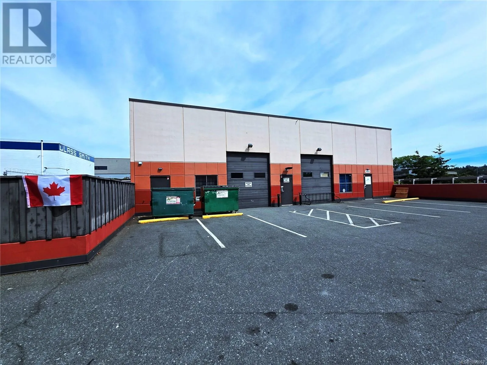 3303b Tennyson Ave, Saanich, British Columbia V8Z 3P5