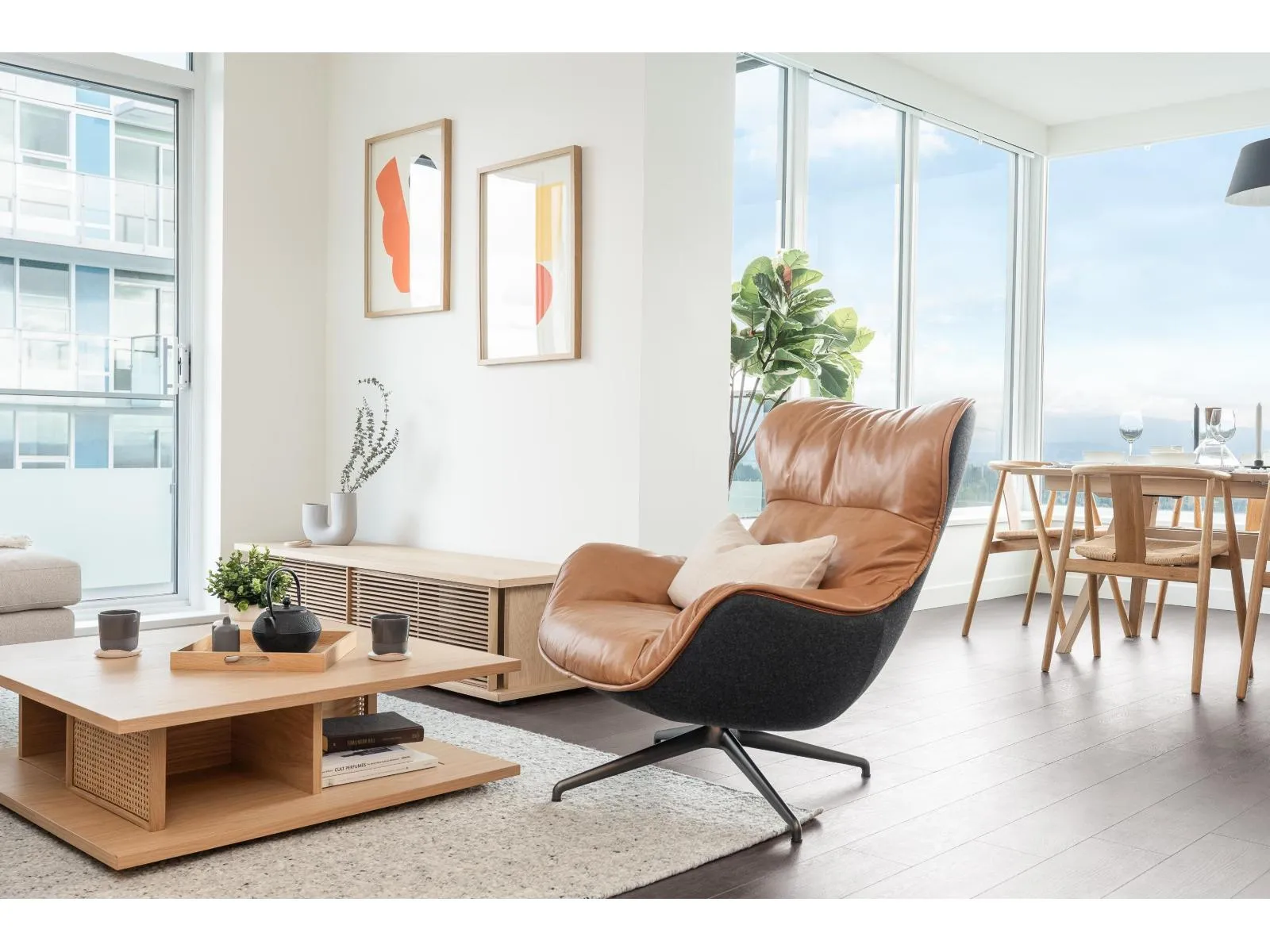 Apartment for rent: 3307 13778 100 Avenue, Surrey, British Columbia V3T 0V3