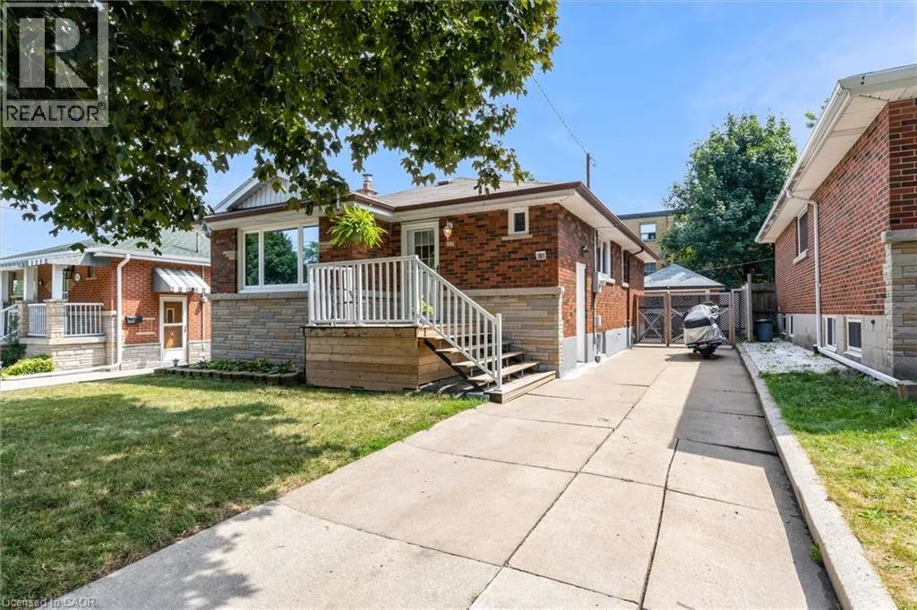 House for rent: 331 East 42nd Street, Hamilton, Ontario L8T 3A6