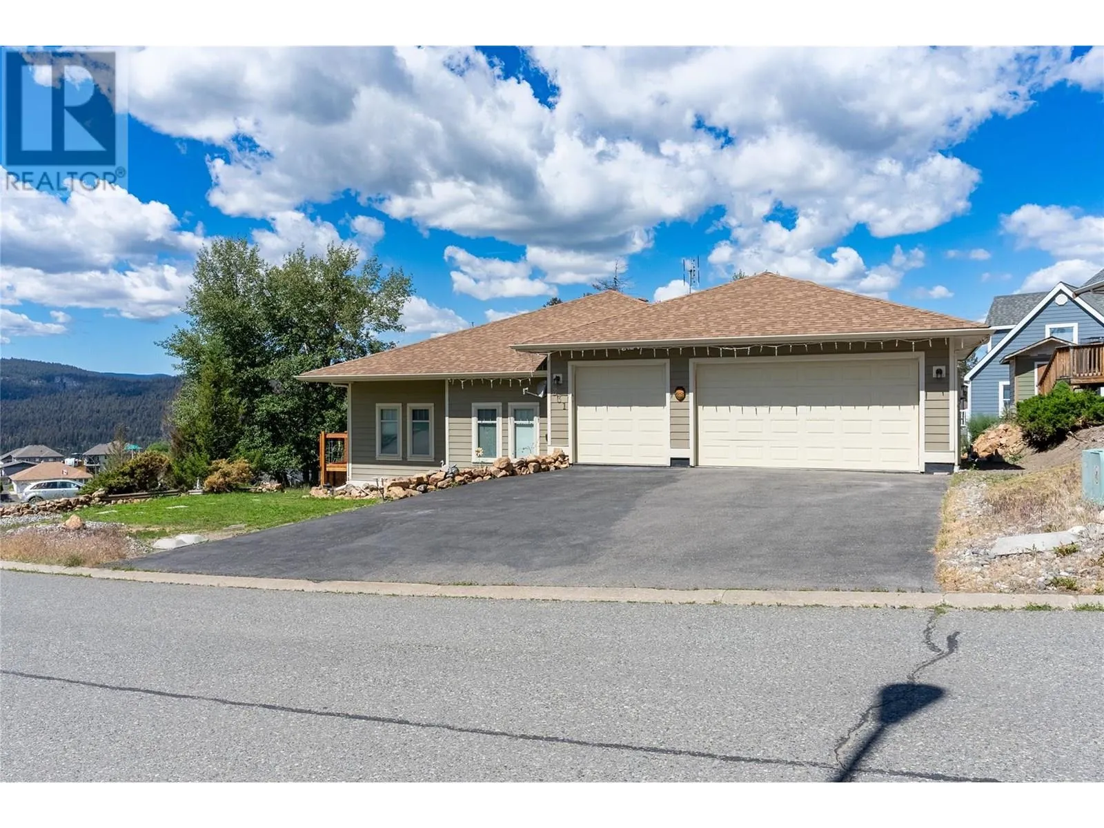 House for rent: 331 Linden Road, Logan Lake, British Columbia V0K 1W0