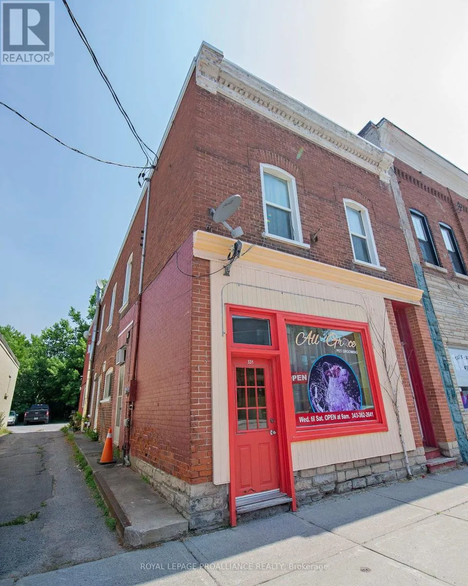 331 Victoria Street N, Tweed), Ontario K0K 3J0