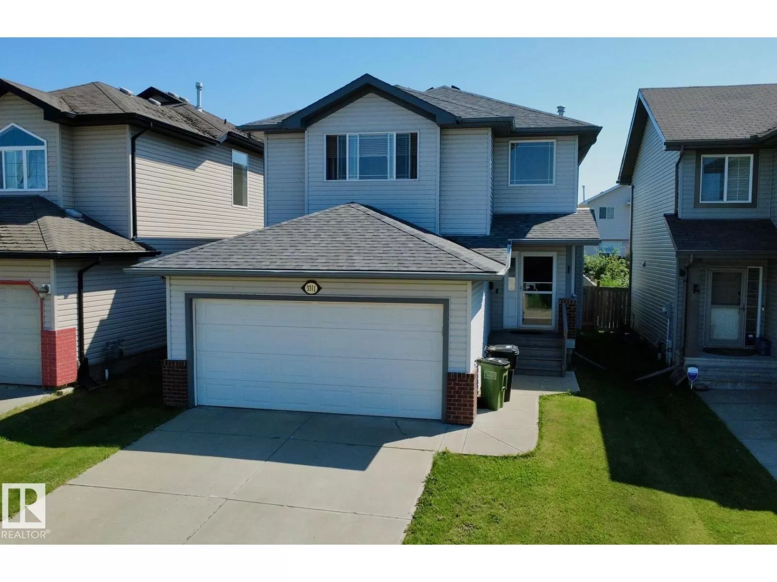 House for rent: 3311 21 St Nw, Edmonton, Alberta T6T 0C4