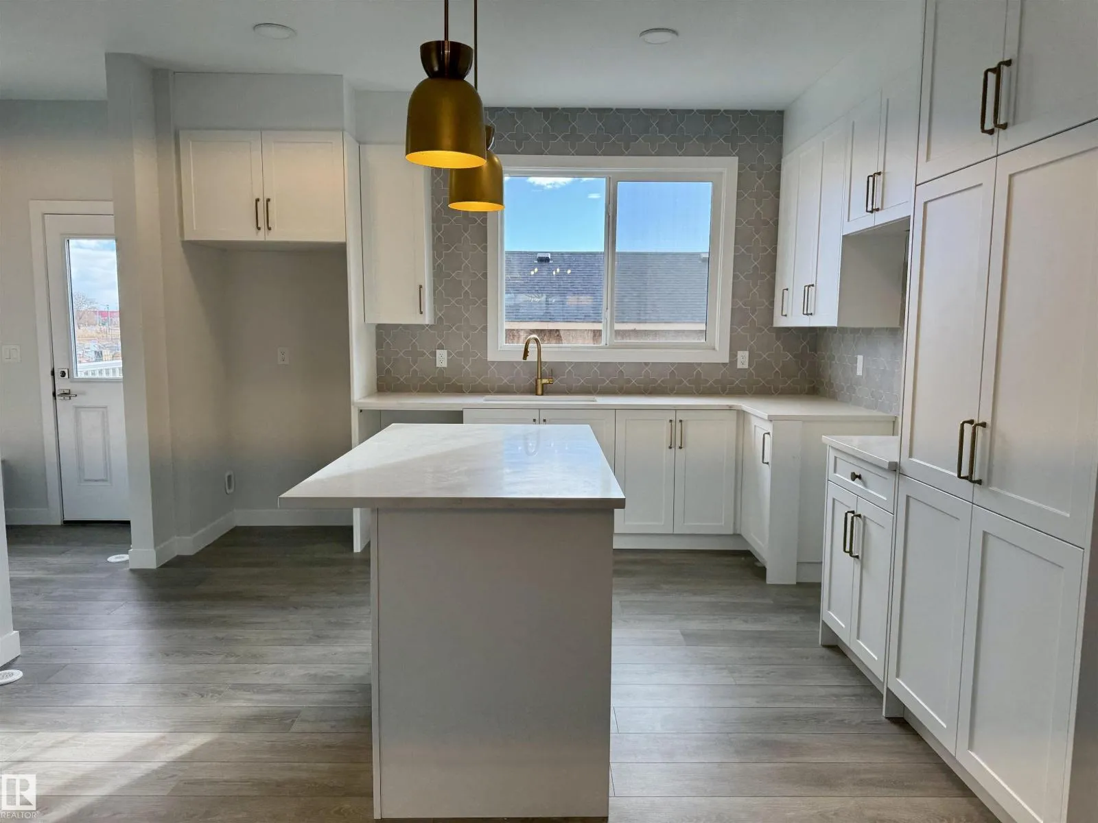 Duplex for rent: 3317 Roy Brown Wy Nw, Edmonton, Alberta T5E 6Z9