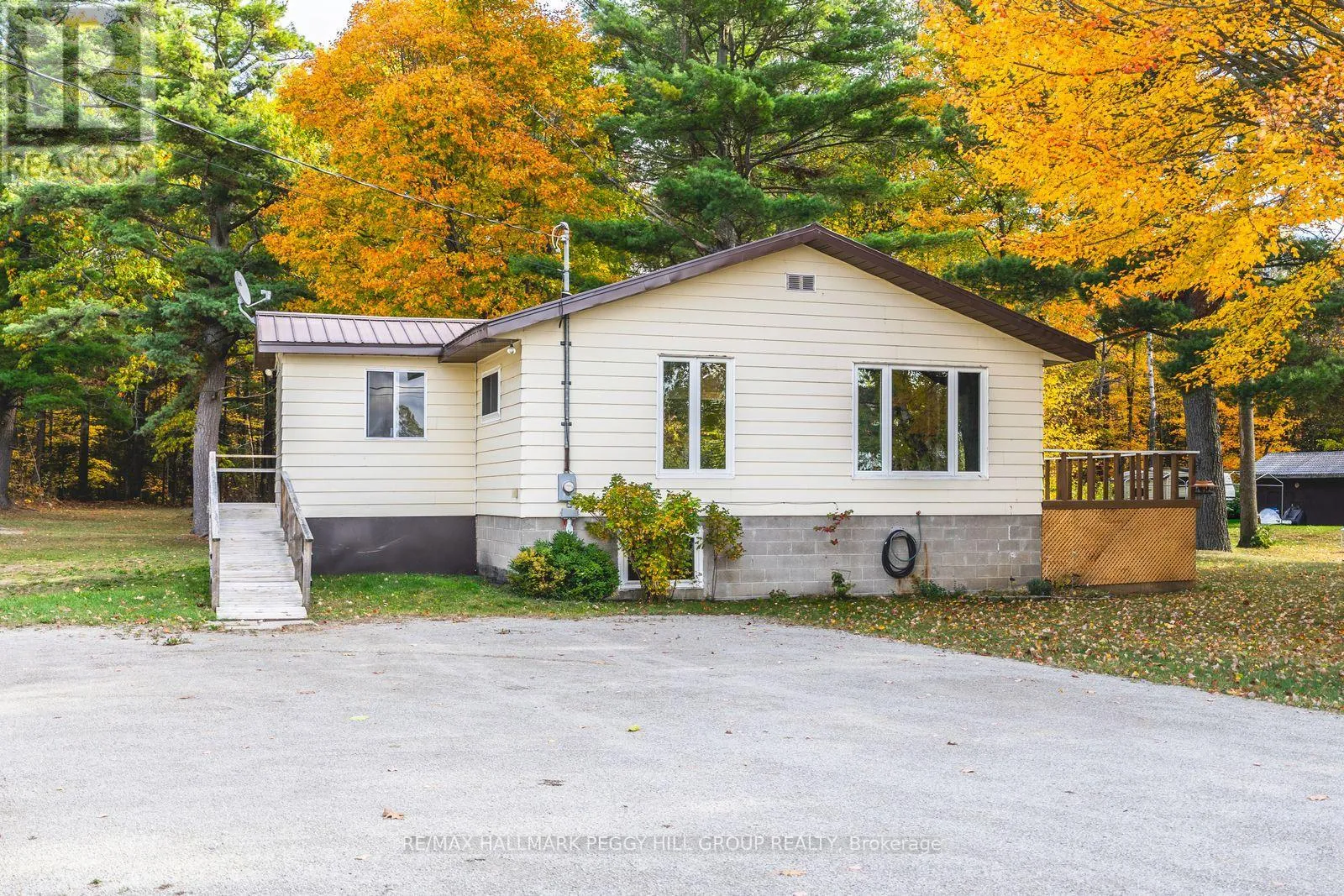 House for rent: 332 Baxter Loop Road, Georgian Bay, Ontario L0K 1S0