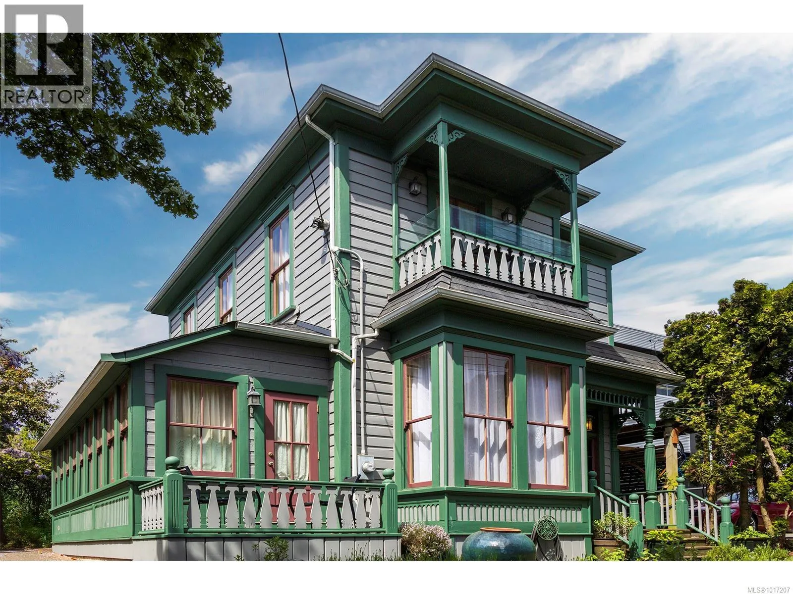 Other for rent: 332 Catherine St, Victoria, British Columbia V9A 3S8