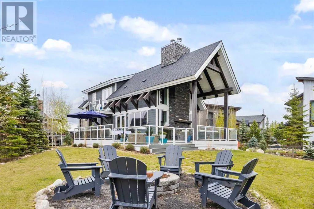 House for rent: 332 Cottageclub Way, Rural Rocky View County, Alberta T4C 1C3