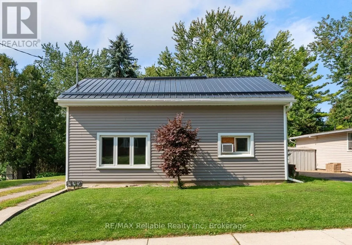 House for rent: 332 James Street, Central Huron, Ontario N0M 1L0