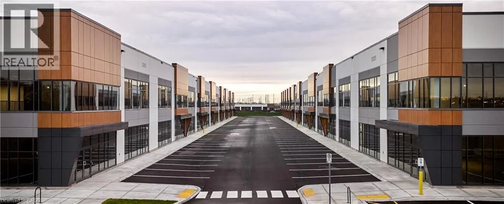 3323 Superior Court Unit# 103, Oakville, Ontario L6L 0C4