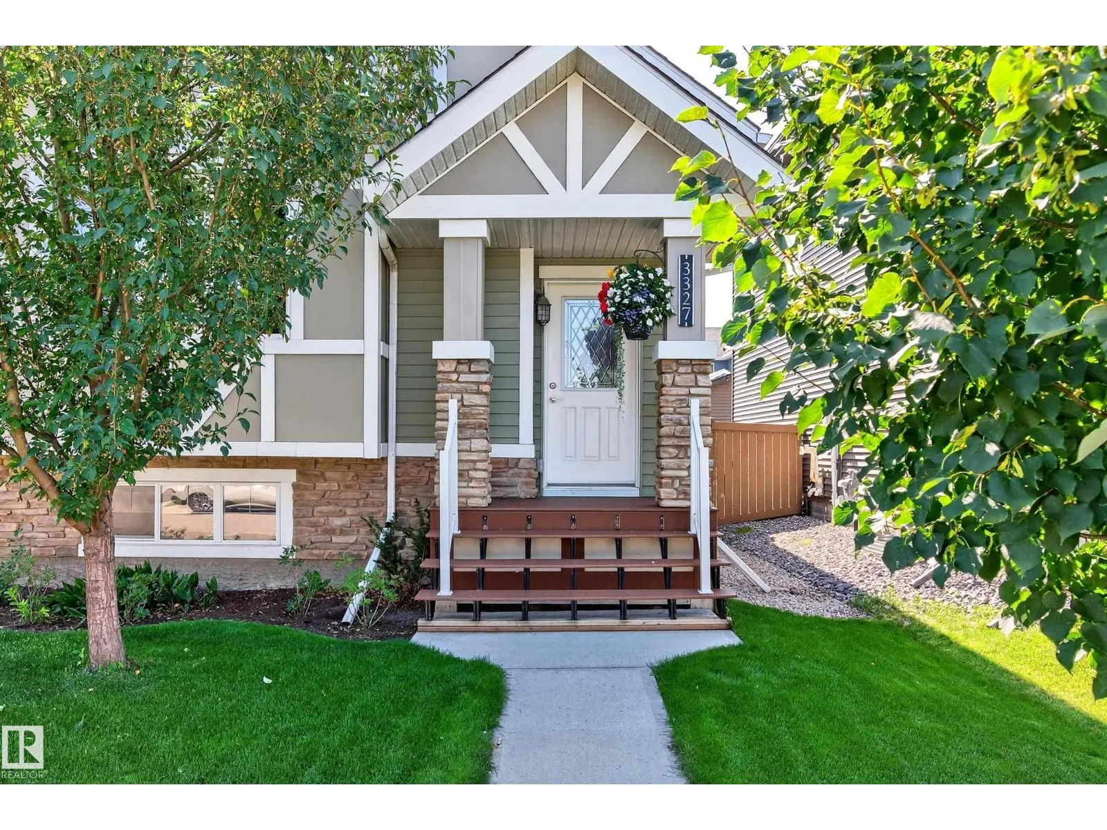 House for rent: 3327 Weidle Wy Sw, Edmonton, Alberta T6X 1T1