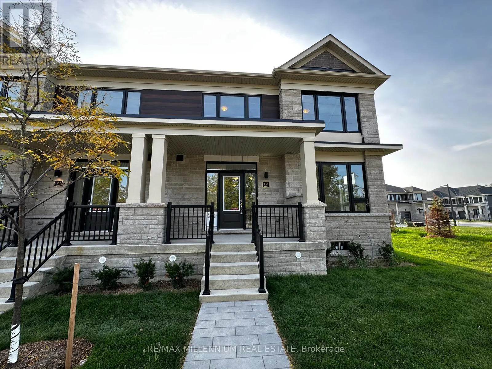 Row / Townhouse for rent: 333 Lindsay Street N, Kawartha Lakes, Ontario K9V 5V5