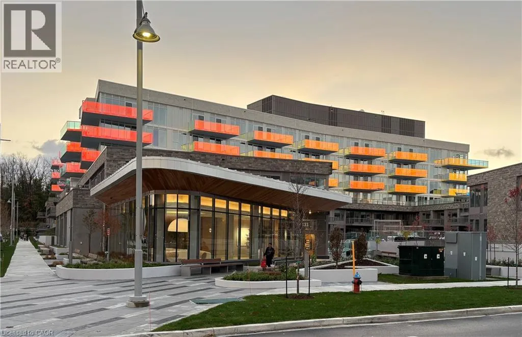 Apartment for rent: 333 Sunseeker Avenue Unit# 262, Innisfil, Ontario L9S 0R6