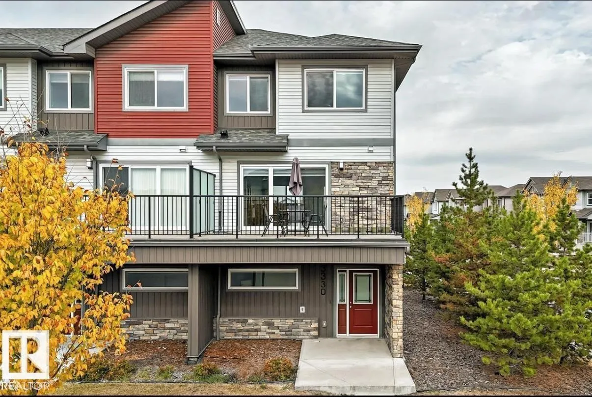 Row / Townhouse for rent: 3330 15a Av Nw, Edmonton, Alberta T6T 0Y1