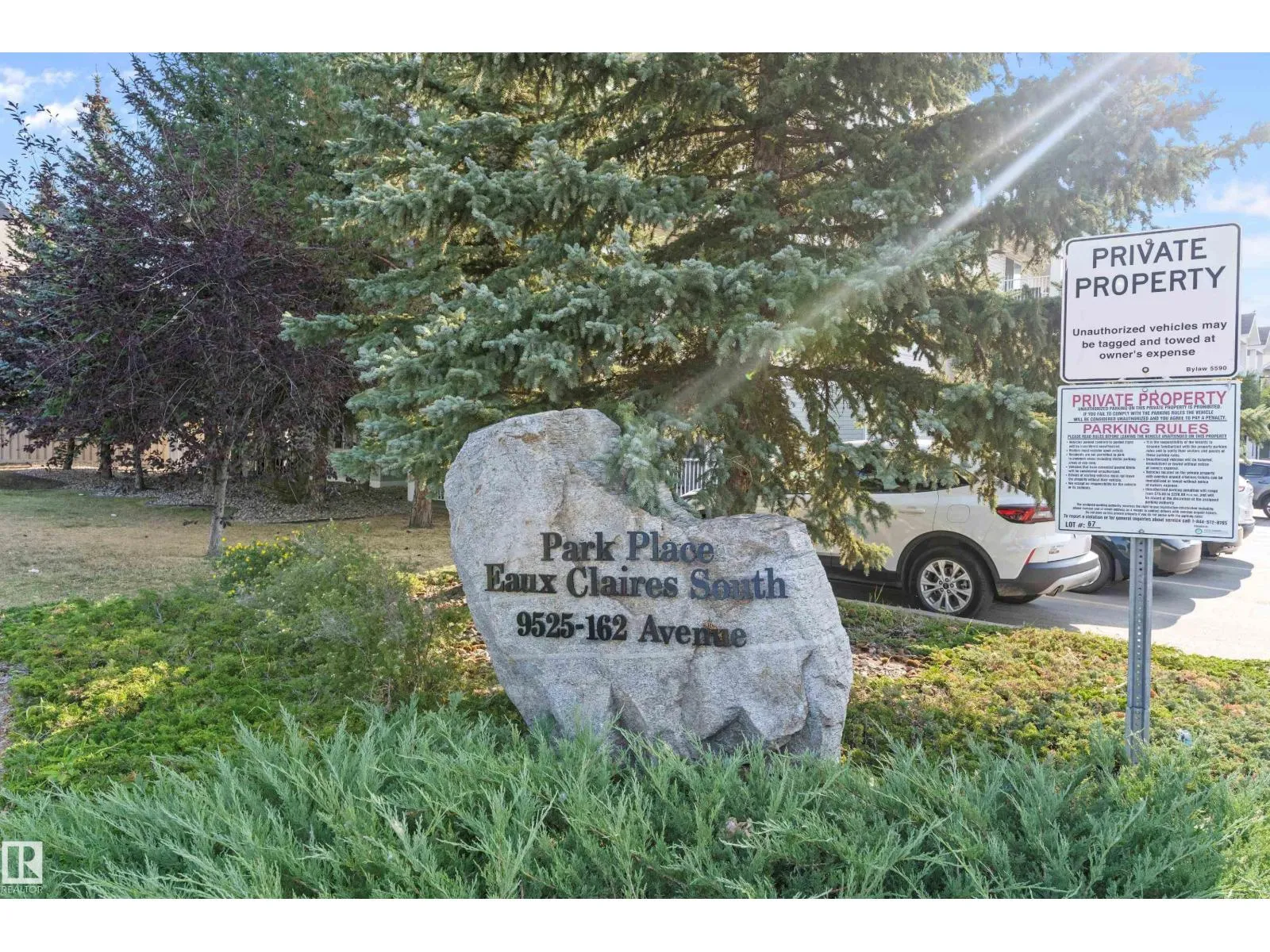 Apartment for rent: #334 9525 162 Av Nw, Edmonton, Alberta T5X 3V2