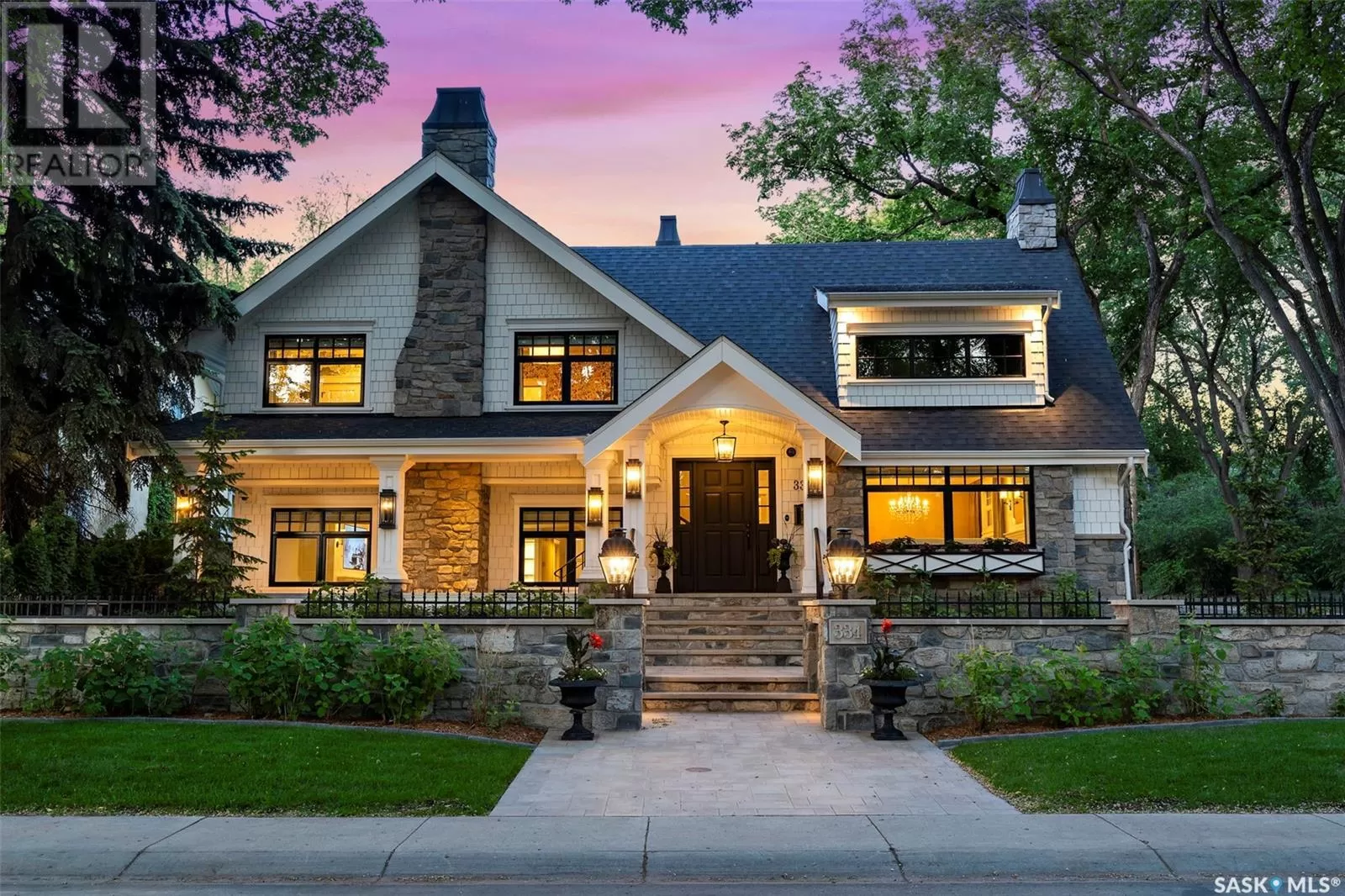 House for rent: 334 Saskatchewan Crescent W, Saskatoon, Saskatchewan S7M 0A4