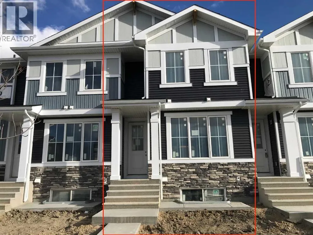 Row / Townhouse for rent: 334 Sundown Road, Cochrane, Alberta T4C 3H2