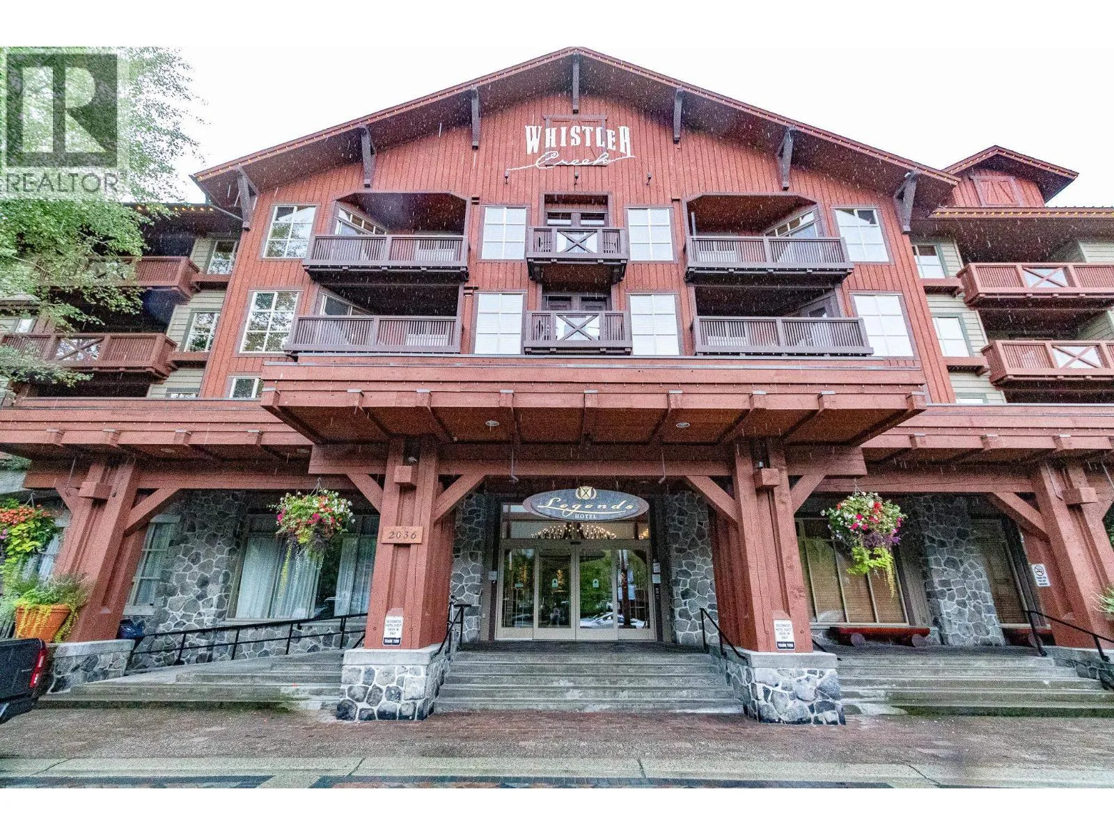 Apartment for rent: 334b 2036 London Lane, Whistler, British Columbia V8E 0N7