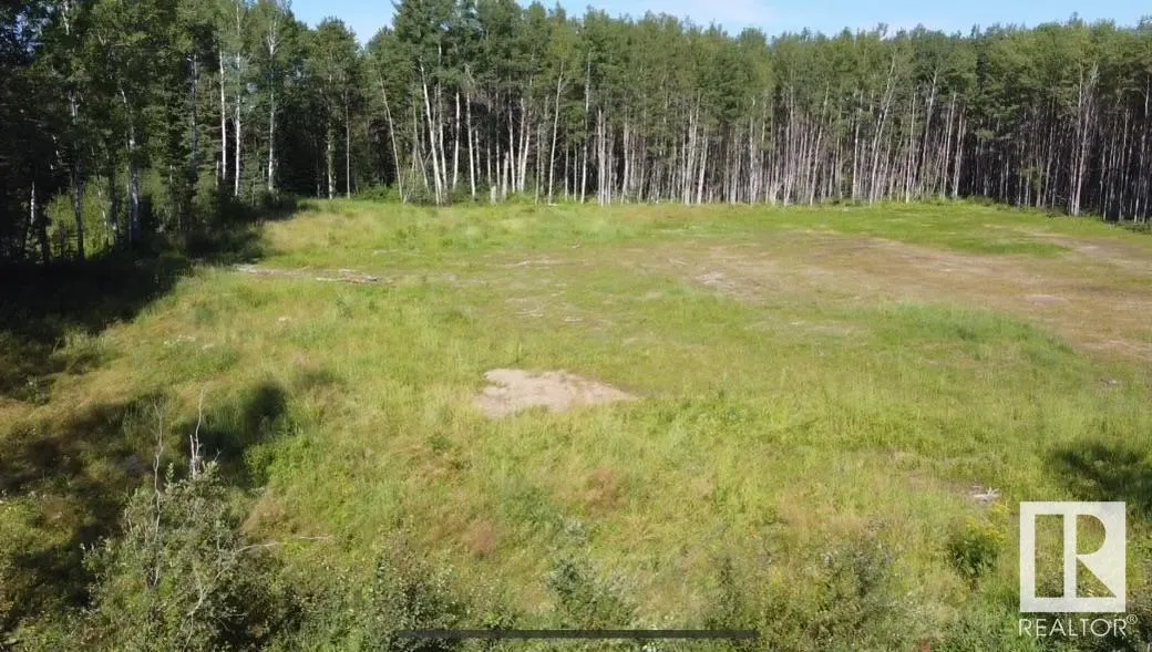 No Building for rent: 3350 Calling Lake Dr, Calling Lake, Alberta T0G 0K0