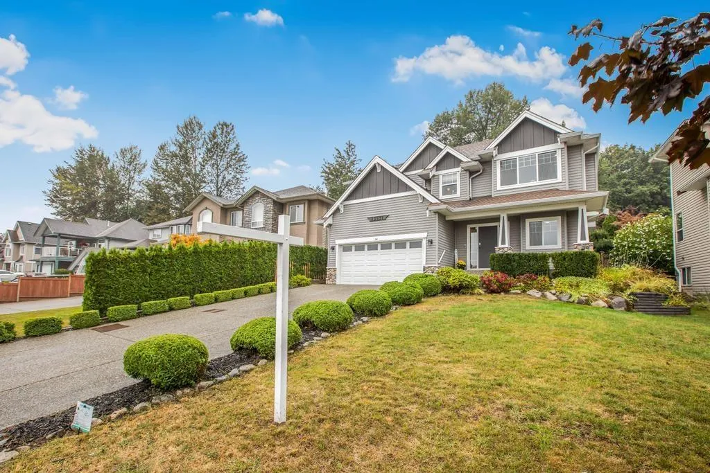 House for rent: 33591 12 Avenue, Mission, British Columbia V2V 7B4