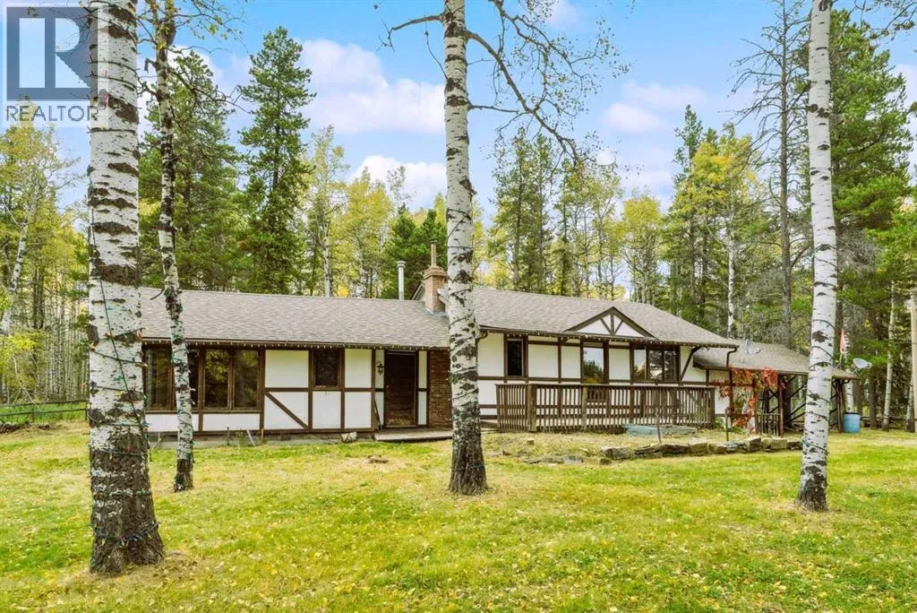 House for rent: 336070 Highway 22 Highway W, Rural Foothills County, Alberta T0L 0K0