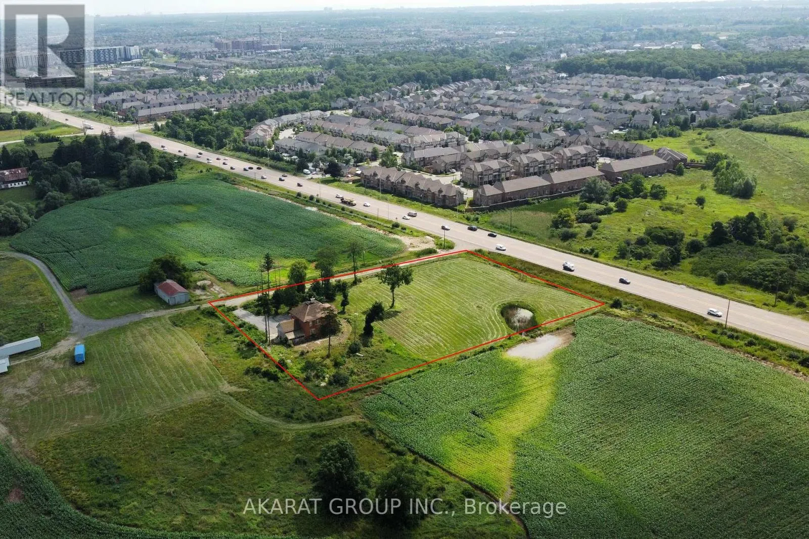 3367 Dundas Street W, Oakville, Ontario L6M 4J4