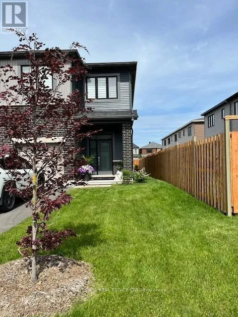 Row / Townhouse for rent: 337 Blossom Pass Terrace, Ottawa, Ontario K4A 5P2